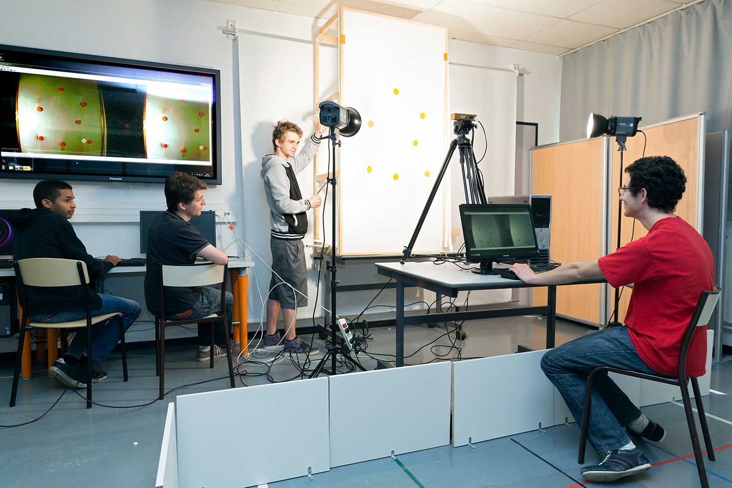Showroom robotique, simulation, infographie