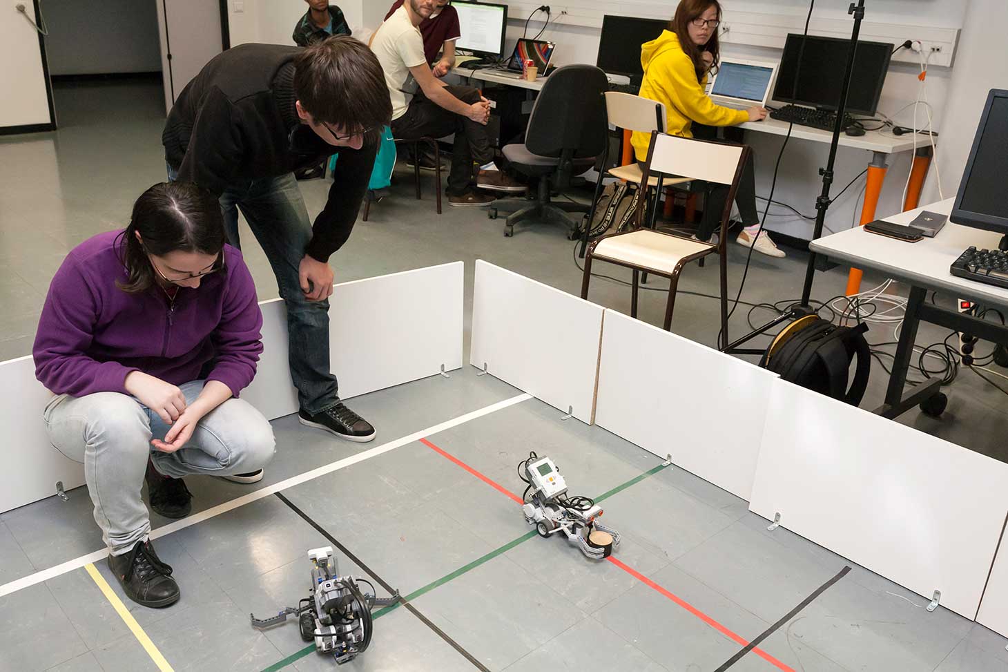 Showroom robotique, simulation, infographie
